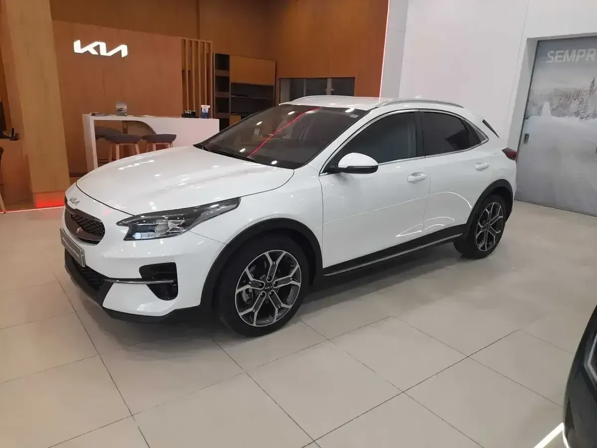 Usado Kia XCeed 160 CV (117 kW) 2022 Blanco SUV