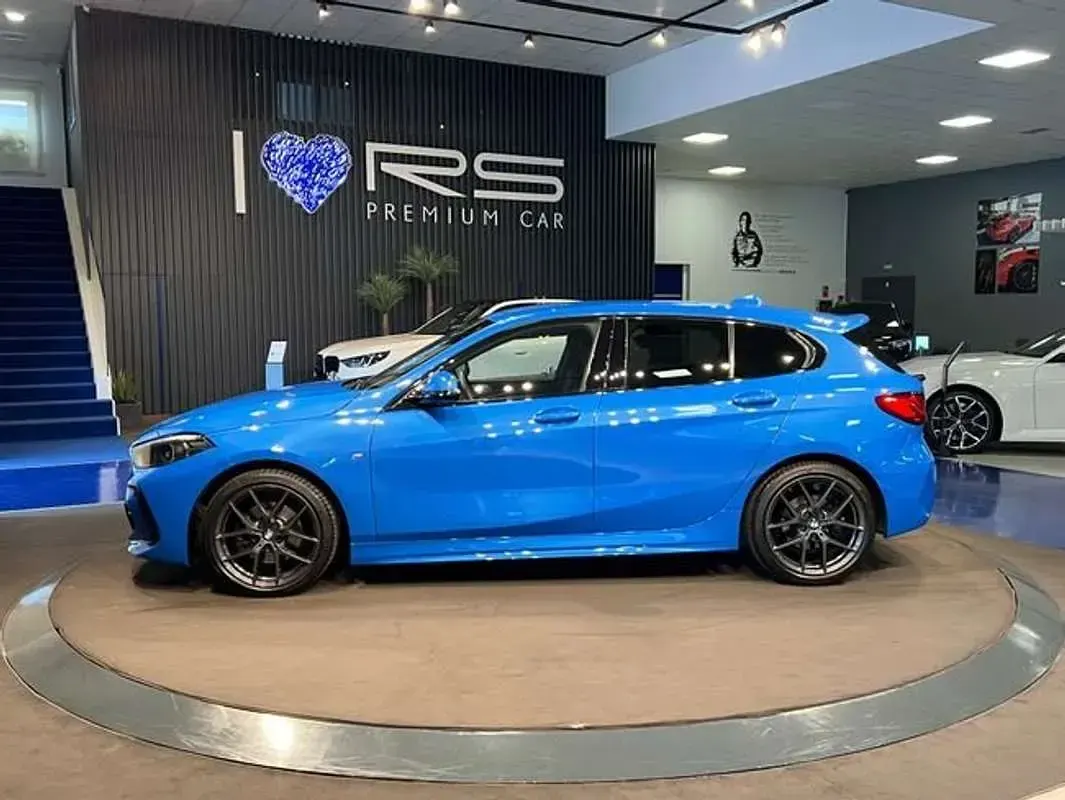Usado BMW 116 Shadowline 136 CV (100 kW) 2021 Azul Utilitario