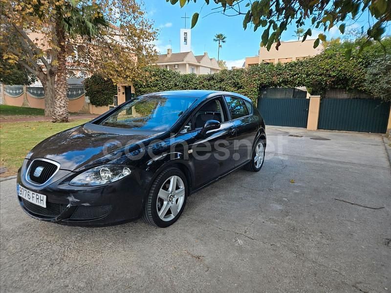 Negro Usado 2007 Seat Leon Stylance Berlina | 2990 € (Precio justo) - Imagen 1/4