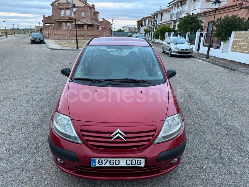 Usado Citroën C3 75 CV (55 kW) 2004 Granate Berlina
