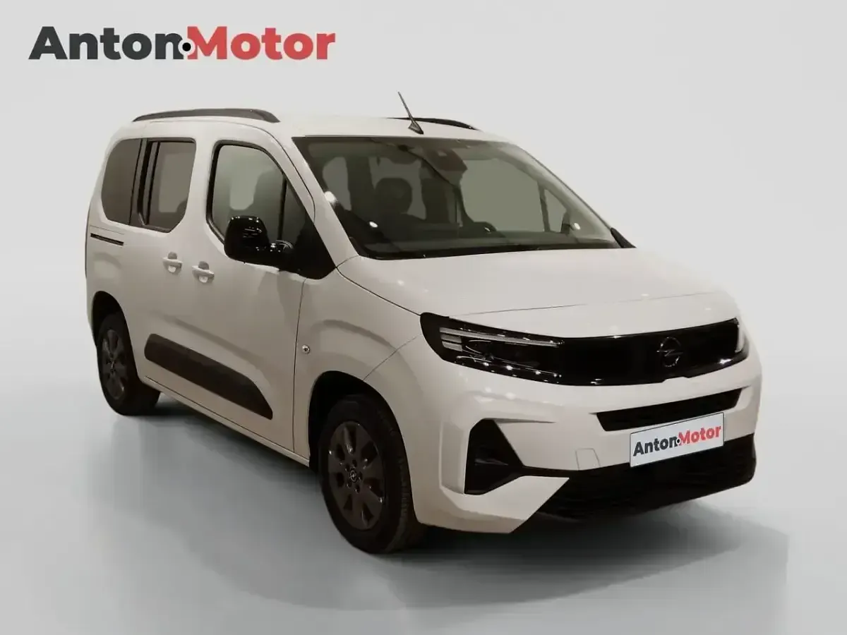 Nuevo Opel Combo S 100 CV (73 kW) 2025 Blanco Monovolumen