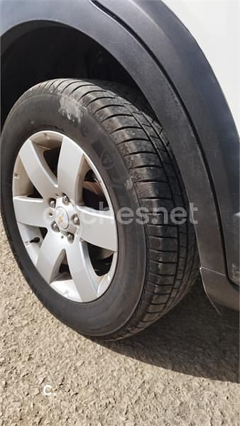 Blanco Usado 2011 Chevrolet Captiva LT SUV | 8700 € (Precio justo) - Imagen 1/4