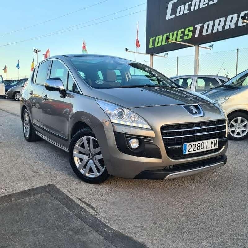 Gris Usado 2012 Peugeot 3008 Monovolumen | 9900 € (Precio justo) - Imagen 1/4