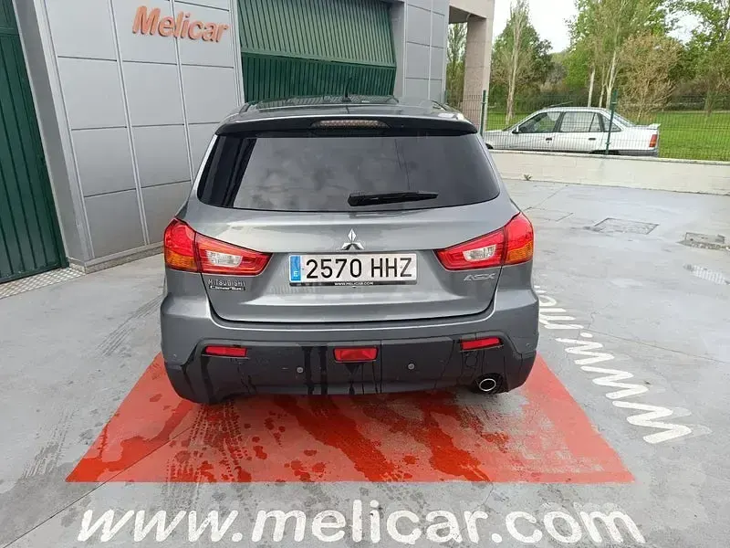 Usado Mitsubishi ASX Motion 116 CV (85 kW) 2012 Gris / plata SUV