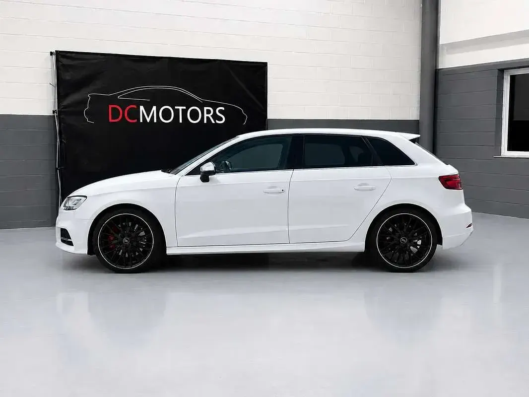 Usado Audi S3 Sportback S-Line 300 CV (220 kW) 2019 Utilitario
