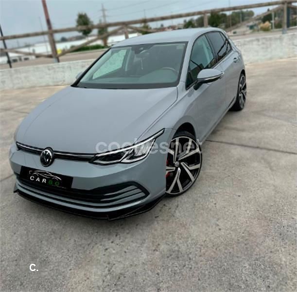Gris / plata Usado 2021 VW Golf VIII Berlina | 17.700 € (Precio justo) - Imagen 1/4