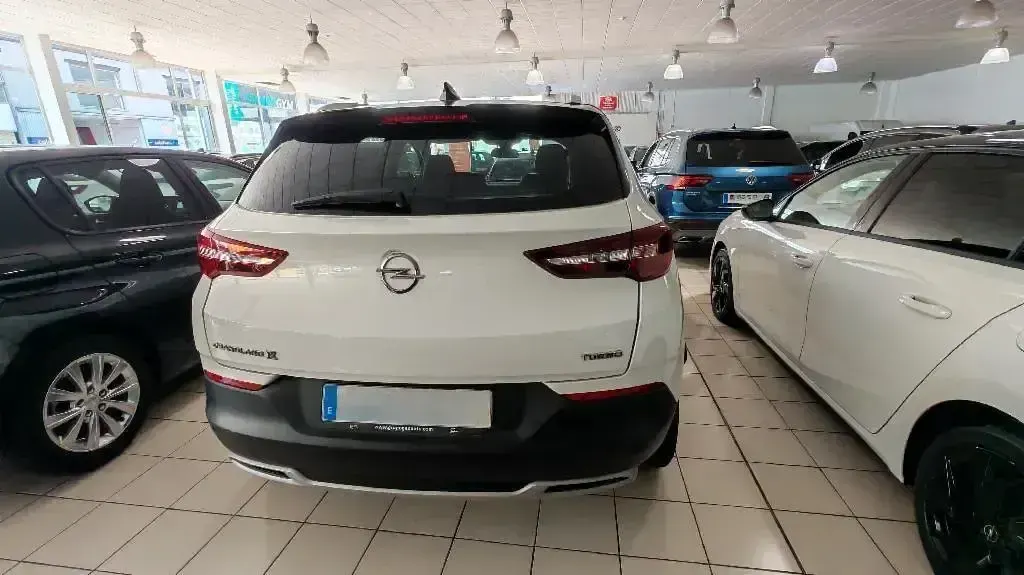 Usado Opel Grandland X Ultimate 131 CV (96 kW) 2019 Otro SUV