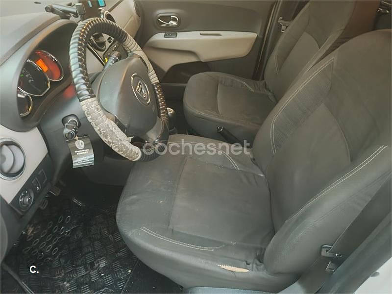 Blanco Usado 2015 Dacia Lodgy Ambiance Monovolumen | 4000 € (Caro) - Imagen 1/4