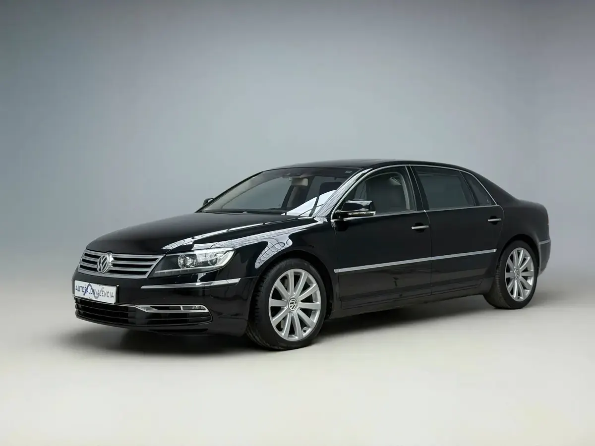 Usado VW Phaeton 240 CV (176 kW) 2011 Negro Berlina