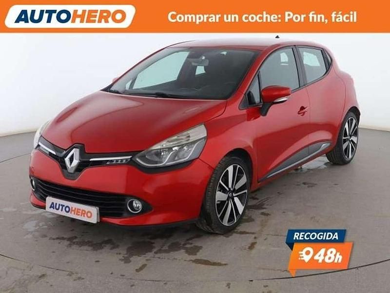 Usado Renault Clio IV Dynamique 90 CV (66 kW) 2015 Rojo Utilitario