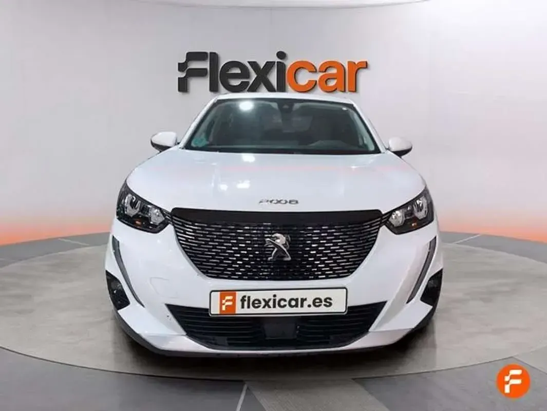 Occasion Peugeot 2008 Allure 131 PK (96 kW) 2021 Wit SUV