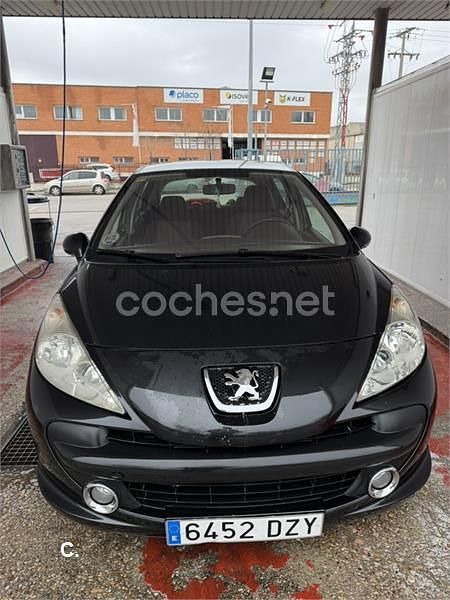 Negro Usado 2006 Peugeot 207 Sport Berlina | 3600 € (Precio justo) - Imagen 1/4