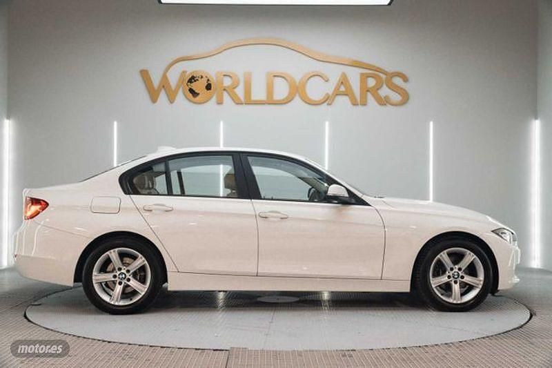 Usado BMW 318 142 CV (104 kW) 2013 Blanco Berlina