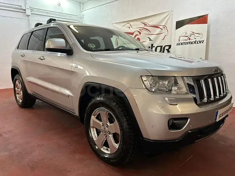 Usado Jeep Grand Cherokee Limited 241 CV (177 kW) 2012 Gris / plata SUV