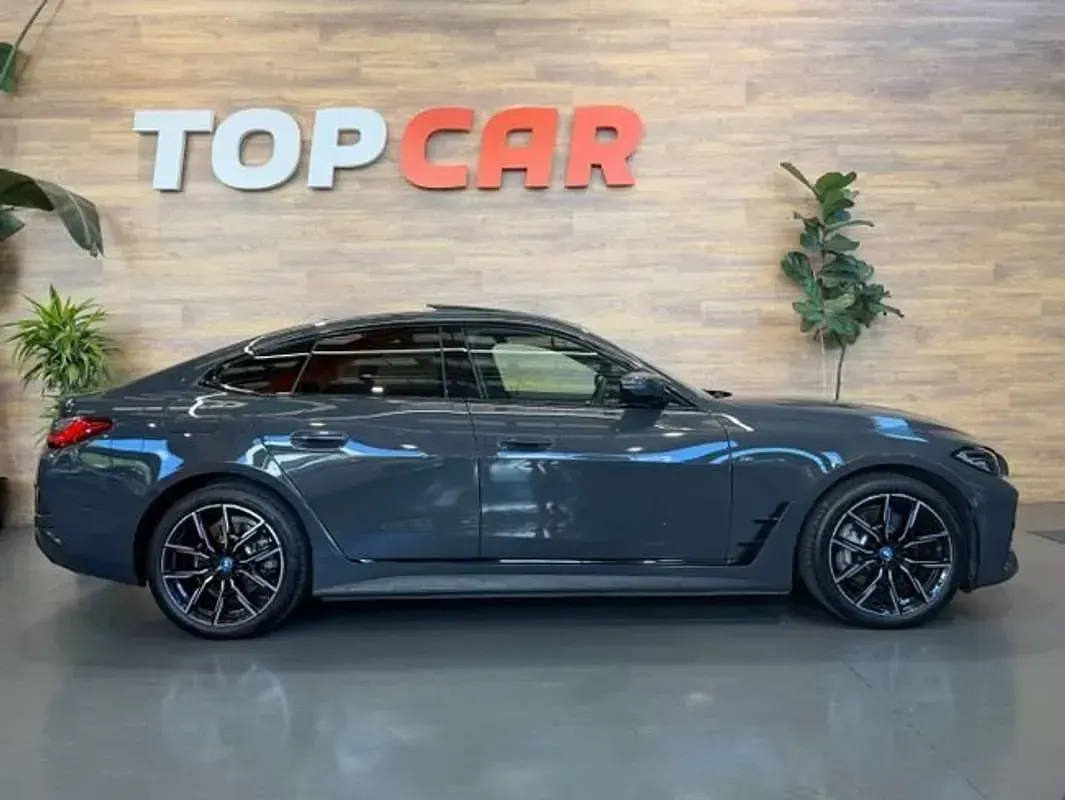 Usado BMW i4 M Sport 250 kW (340 CV) 2022 Gris Berlina