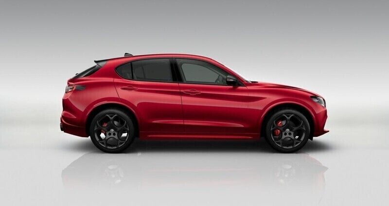 Usado Alfa Romeo Stelvio 210 CV (154 kW) 2023 Rojo SUV