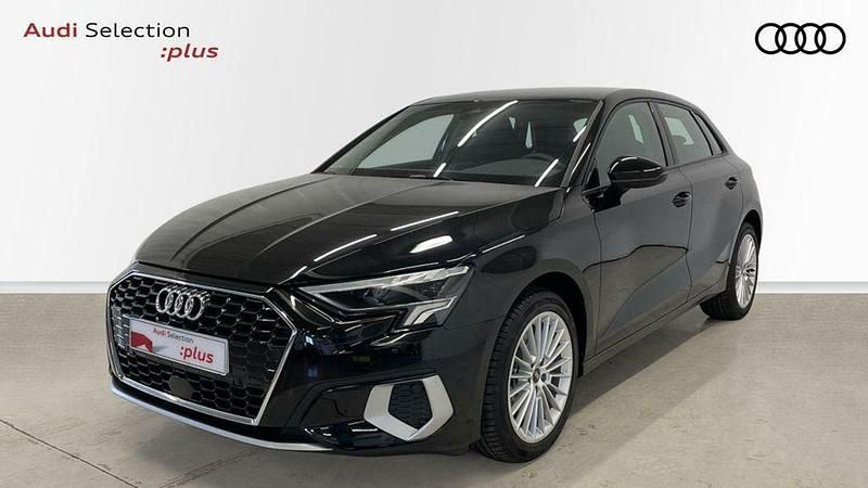 Usado Audi A3 Advanced Plus 116 CV (85 kW) 2023 Negro Berlina