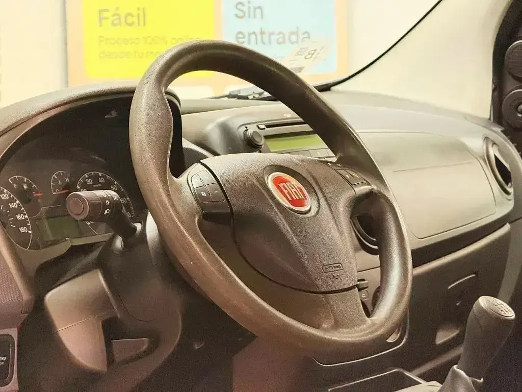 Usado Fiat Fiorino 75 CV (55 kW) 2010 Gris Monovolumen