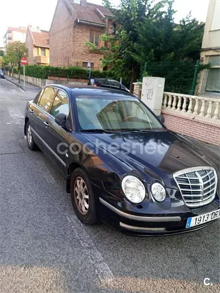 Usado Kia Opirus EX 203 CV (149 kW) 2005 Negro Berlina