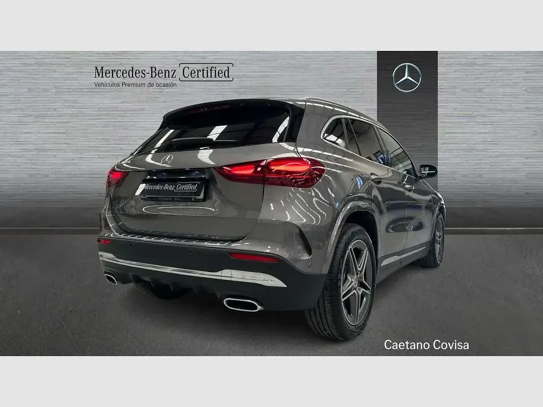 Usado Mercedes GLA200 150 CV (110 kW) 2025 Gris SUV