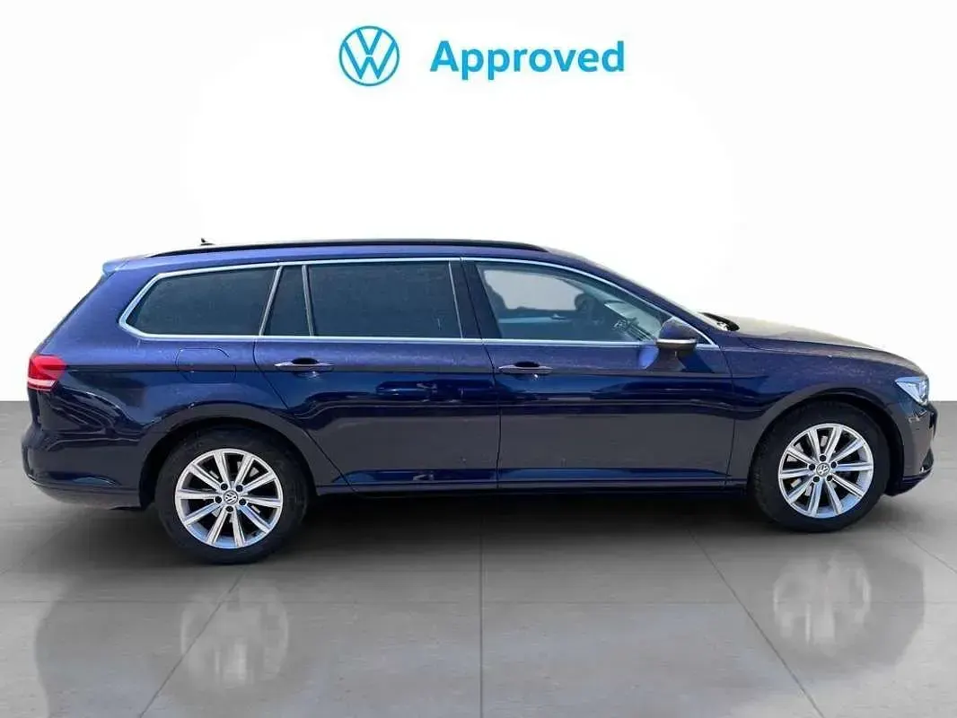 Usado VW Passat Advance 150 CV (110 kW) 2019 Azul Familiar