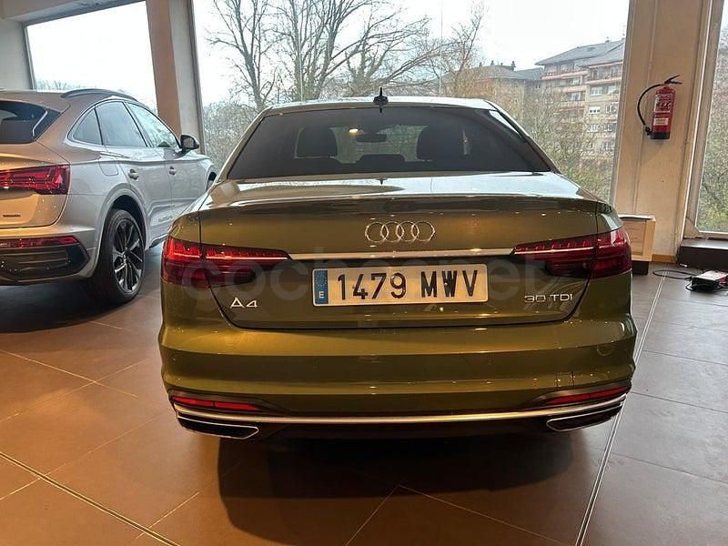 Usado Audi A4 Advanced Plus 136 CV (100 kW) 2025 Verde Berlina