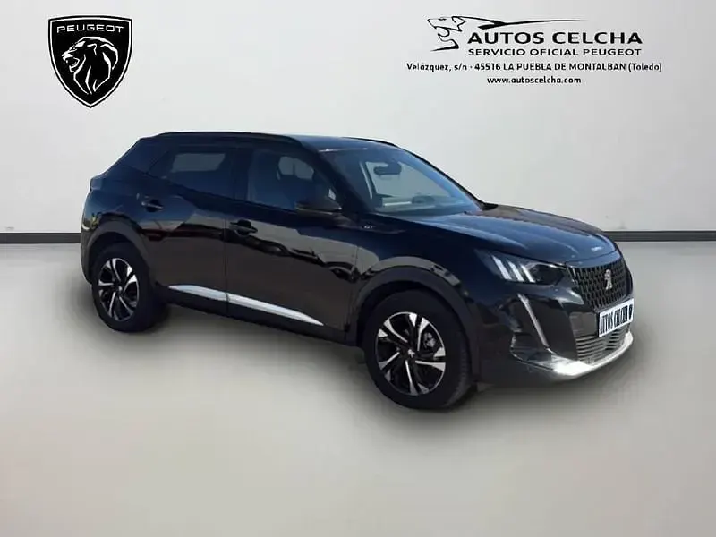 Usado Peugeot 2008 GT 130 CV (95 kW) 2022 Negro SUV