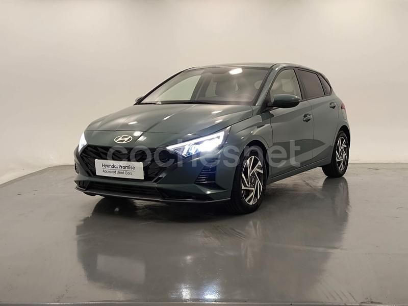 Verde Usado 2025 Hyundai i20 Berlina | 16.800 € (Precio justo) - Imagen 1/4