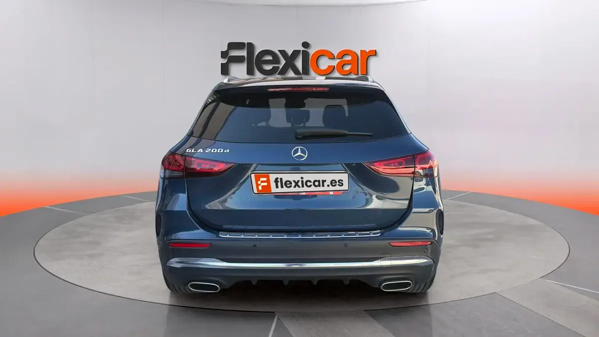Usado Mercedes GLA200 150 CV (110 kW) 2022 Azul SUV