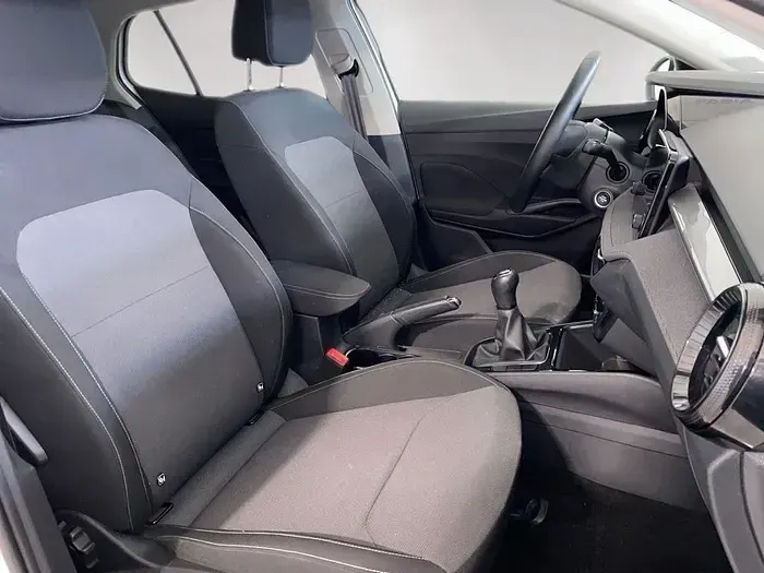 Usado Skoda Fabia Selection 95 CV (69 kW) 2025 Blanco Utilitario