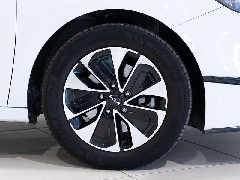 Usado Kia Ceed 101 CV (74 kW) 2024 Blanco Utilitario