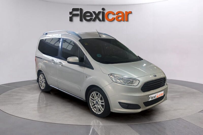 Gris Usado 2016 Ford Tourneo Courier Ambiente Monovolumen | 8990 € (Precio justo) - Imagen 1/4