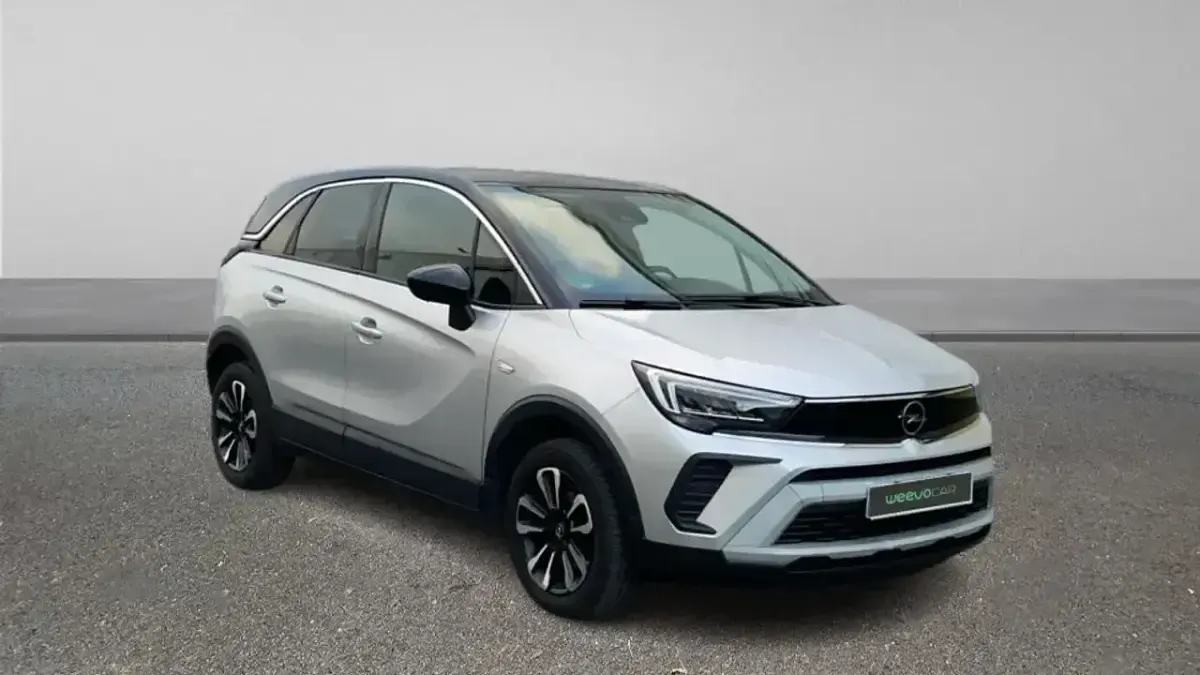 Usado Opel Crossland Elegance 110 CV (80 kW) 2024 Gris SUV