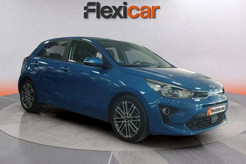 Azul Usado 2021 Kia Rio Berlina | 13.490 € (Buen precio) - Imagen 1/4