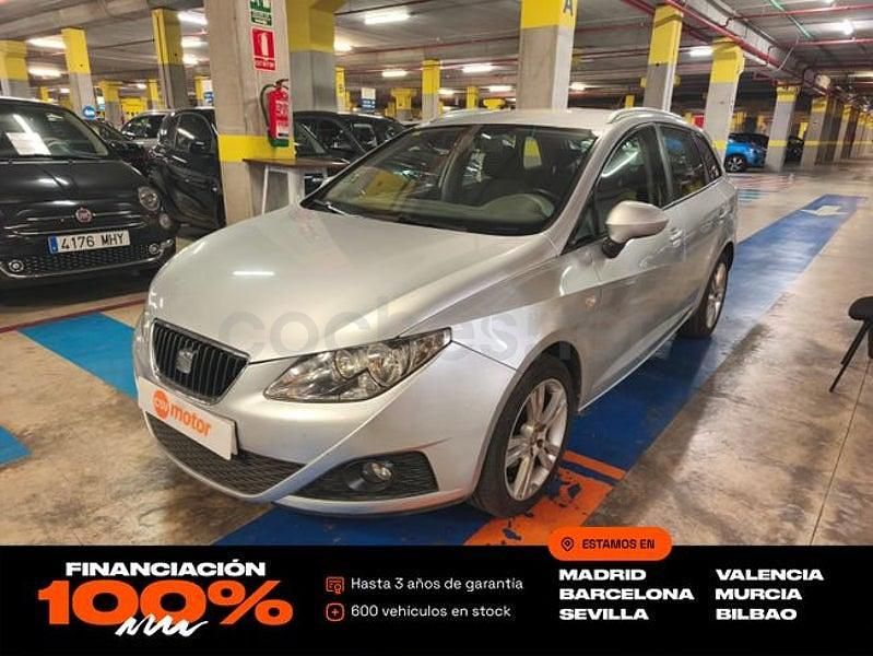 Usado Seat Ibiza ST Reference 85 CV (62 kW) 2011 Gris / plata Familiar