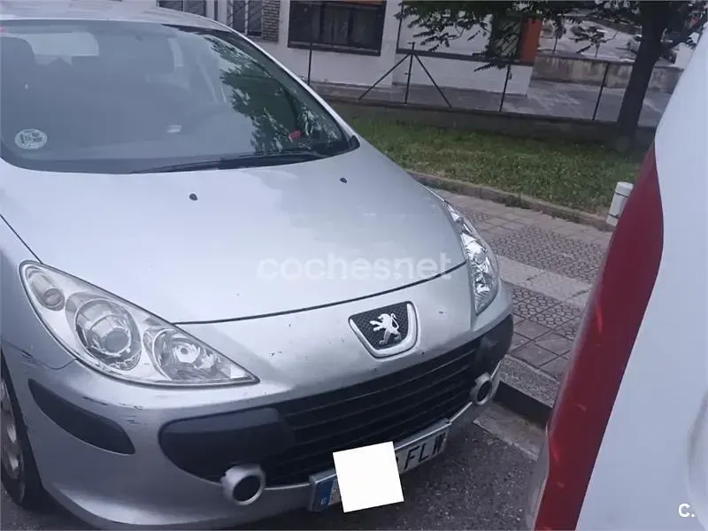 Usado Peugeot 307 110 CV (80 kW) 2007 Blanco Berlina