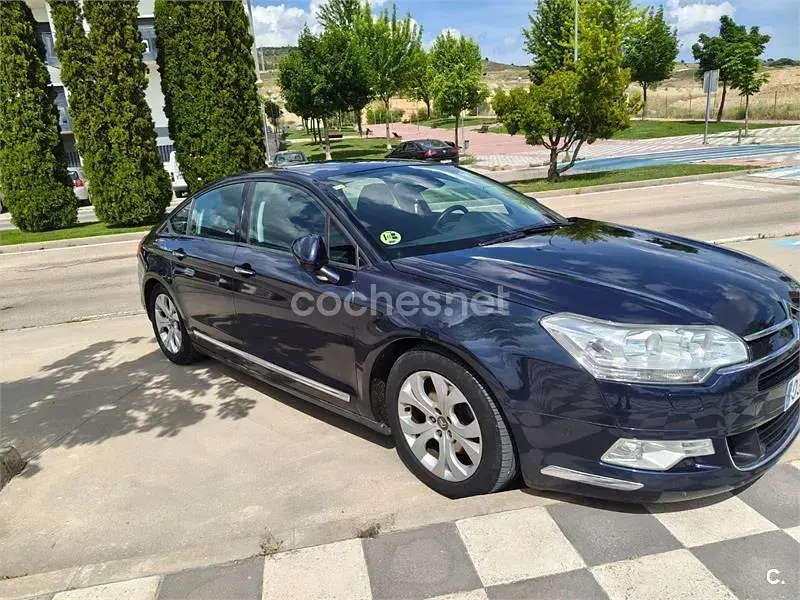 Usado Citroën C5 Exclusive 138 CV (101 kW) 2009 Azul Berlina