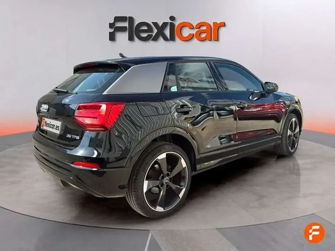 Usado Audi Q2 150 CV (110 kW) 2019 Negro SUV