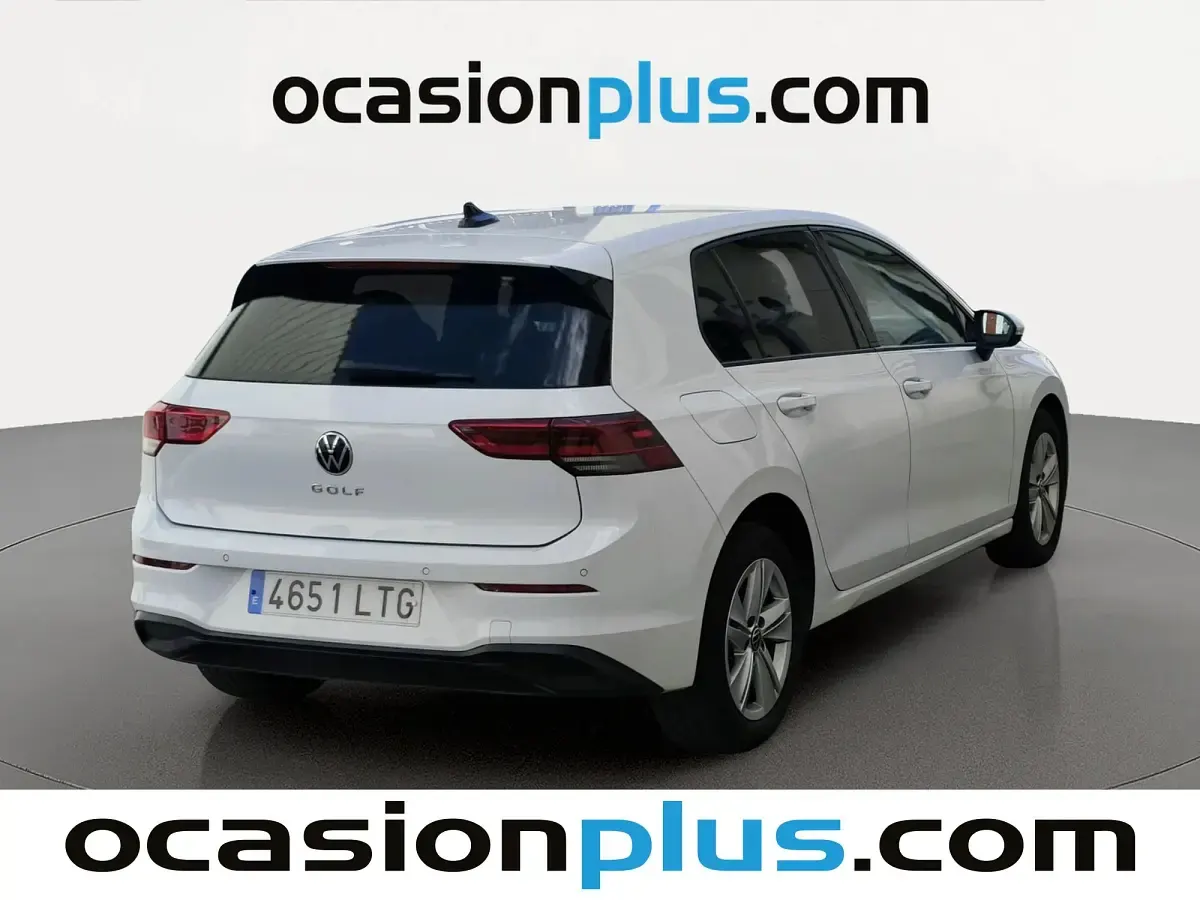 Usado VW Golf VIII Life 116 CV (85 kW) 2021 Blanco Utilitario