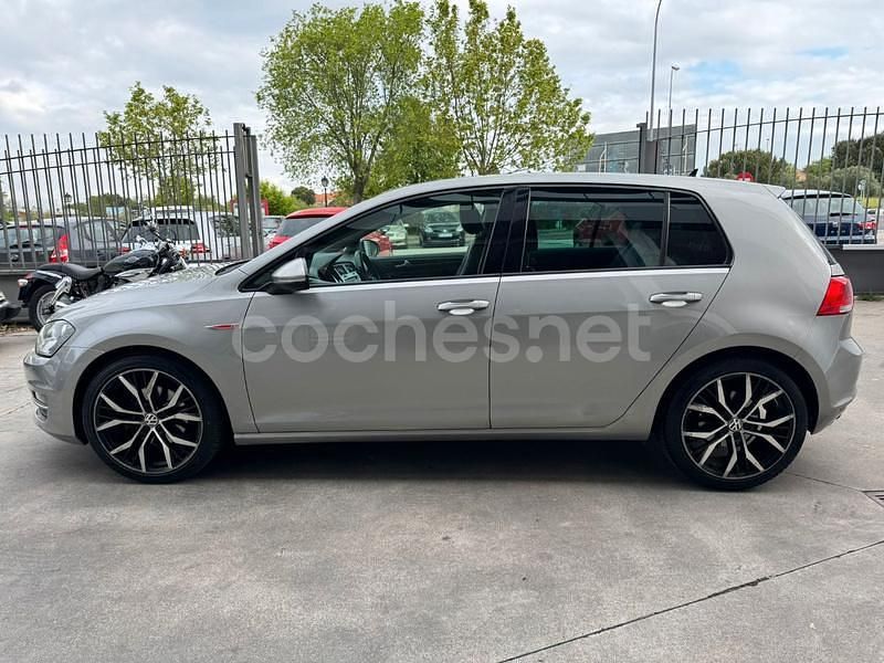 Usado VW Golf VII Sportline 105 CV (77 kW) 2013 Gris / plata Berlina