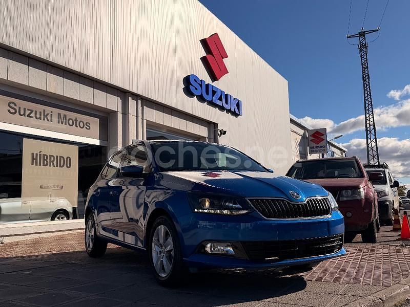 Azul Usado 2018 Skoda Fabia Active Berlina | 9590 € (Precio justo) - Imagen 1/4