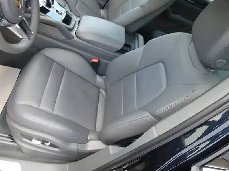 Usado Porsche Cayenne 462 CV (339 kW) 2022 Negro SUV