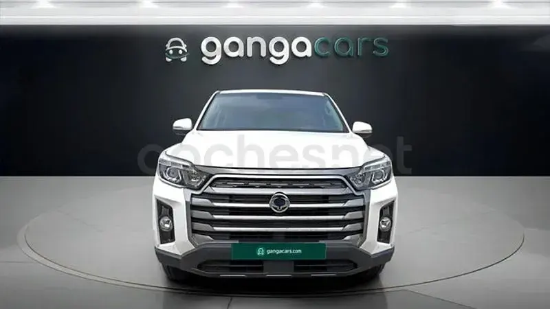 Usado SsangYong Musso 202 CV (148 kW) 2024 Blanco Pickup/Camioneta