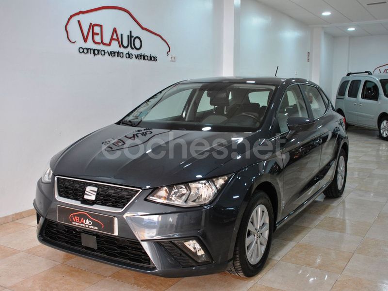 Gris / plata Usado 2019 Seat Ibiza Style Berlina | 10.999 € (Precio justo) - Imagen 1/4