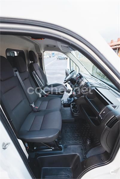Usado Peugeot Boxer 130 CV (95 kW) 2012 Blanco Van