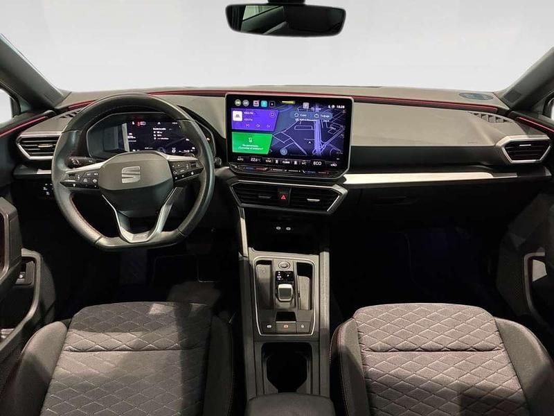 Usado Seat Leon FR 204 CV (150 kW) 2025 Blanco Utilitario