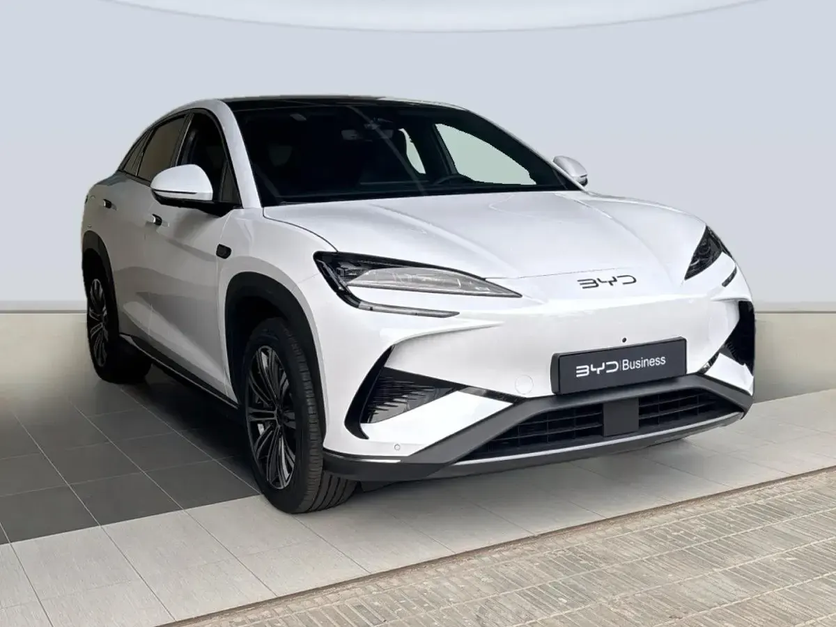 Usado BYD Sealion 7 Comfort 230 kW (313 CV) 2025 Blanco SUV