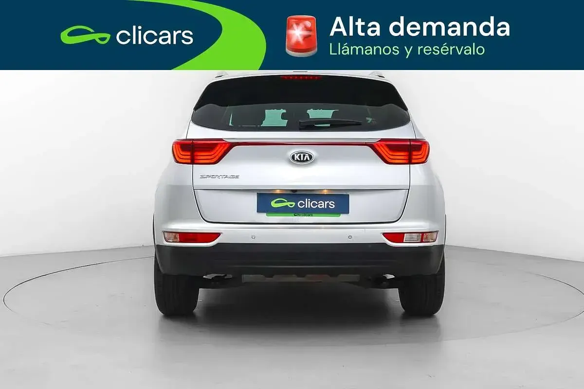Usado Kia Sportage 132 CV (97 kW) 2017 Plateado SUV