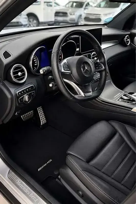Usado Mercedes GLC250 204 CV (150 kW) 2015 Gris SUV