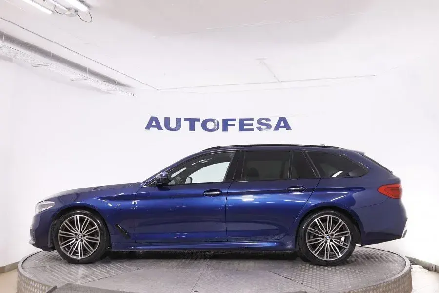 Usado BMW 520 M Sport 190 CV (139 kW) 2017 Azul Familiar